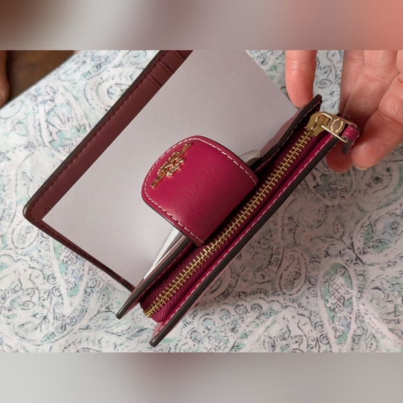 Coach Mollie Cherry 🍒 print handbag and wallet set - Picture 16 of 16